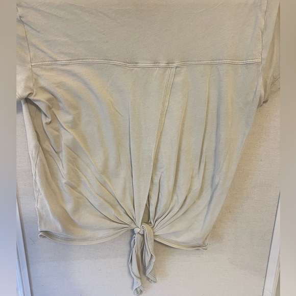 Aerie cropped tee with tie back - Picture 2 of 4